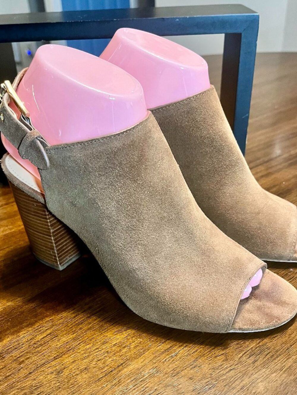 Michael Kors Camel-Colored Suede Slingback 3.5" Heels Peep-Toe Size 7.5 Medium